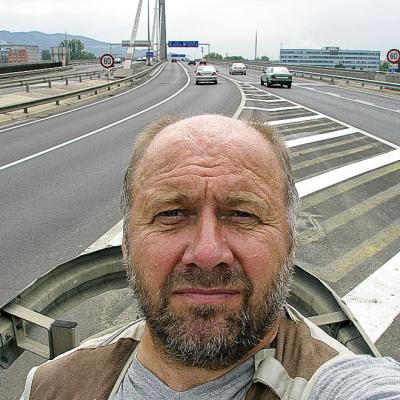 Autobahnbr Cke Linz 2003