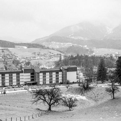 19 01